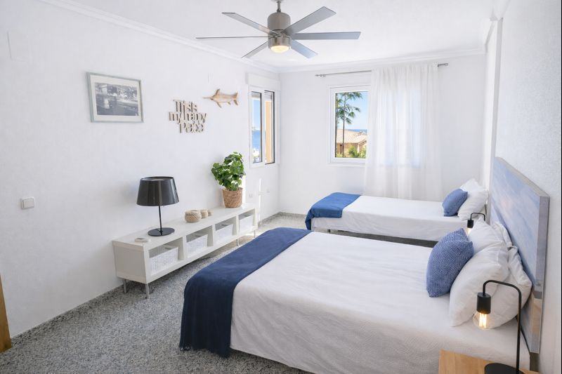 Dormitorio con dos camas